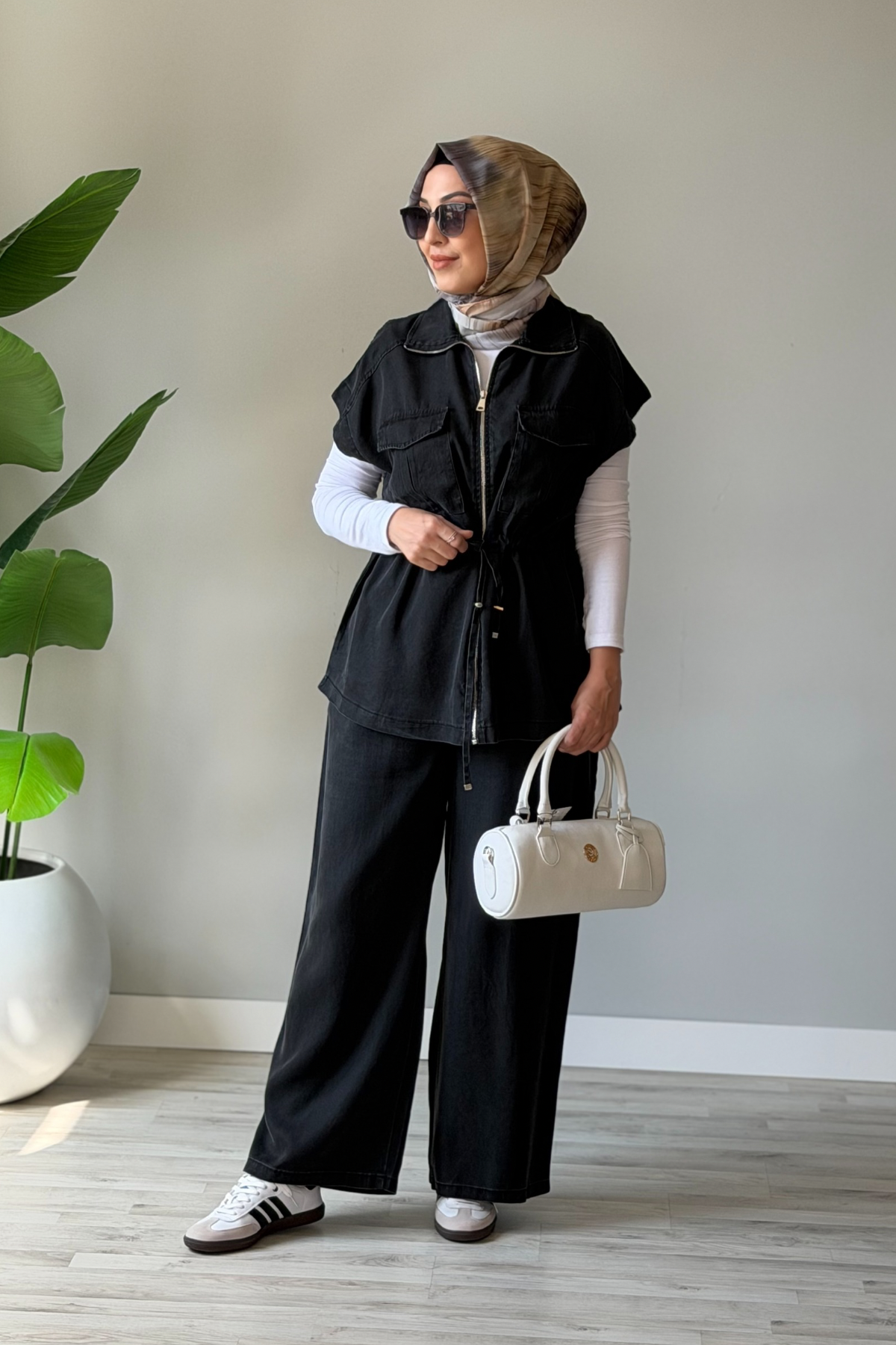 untitled-design-1-18 Tensel Yelekli Takım - Antrasit - Görsel 1